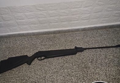 UN MENOR TERMINO LESIONADO POR UN DISPARO DE AIRE COMPRIMIDO.-