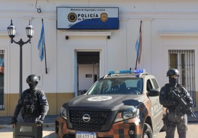 ENTREGA DE VEHÍCULO Y EQUIPAMIENTO A LA SECCIÓN GEPER VILLAGUAY