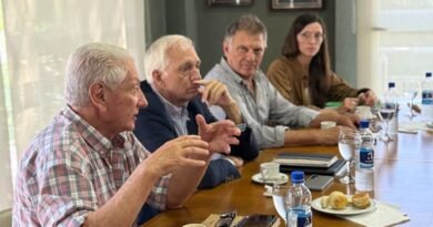 Fitosanitarios: la BolsaCER defendió ante el STJ una ley construida con consenso y respaldo científico Fitosanitarios: la BolsaCER defendió ante el STJ una ley construida con consenso y respaldo científico