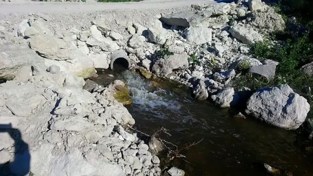 La Justicia volvió a intimar a la Provincia por la obstrucción del arroyo El Salto