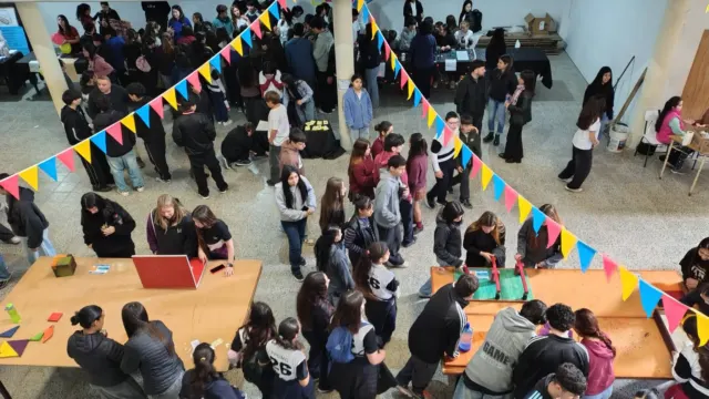 Más de 1.500 personas pasaron por “Científicos en acción” y ya hay tres proyectos ganadores